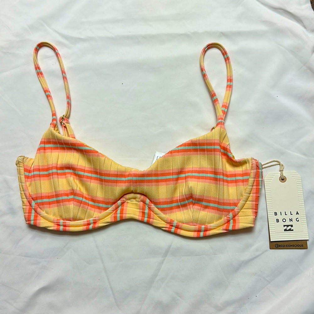 Billabong striped bikini top, size M, brand new, tags still on